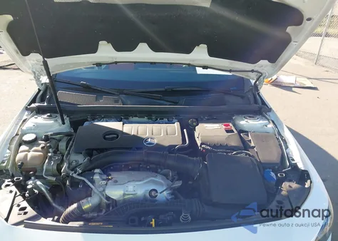 2020 Mercedes-Benz Cla 250 4Matic z USA, uszkodzony, nr VIN WDD5J4HB2LN060066